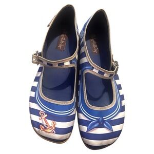 Hot Chocolate Designs Chocolatics Mary Jane Shoes Sz 39 US 9 Anchor Blue White